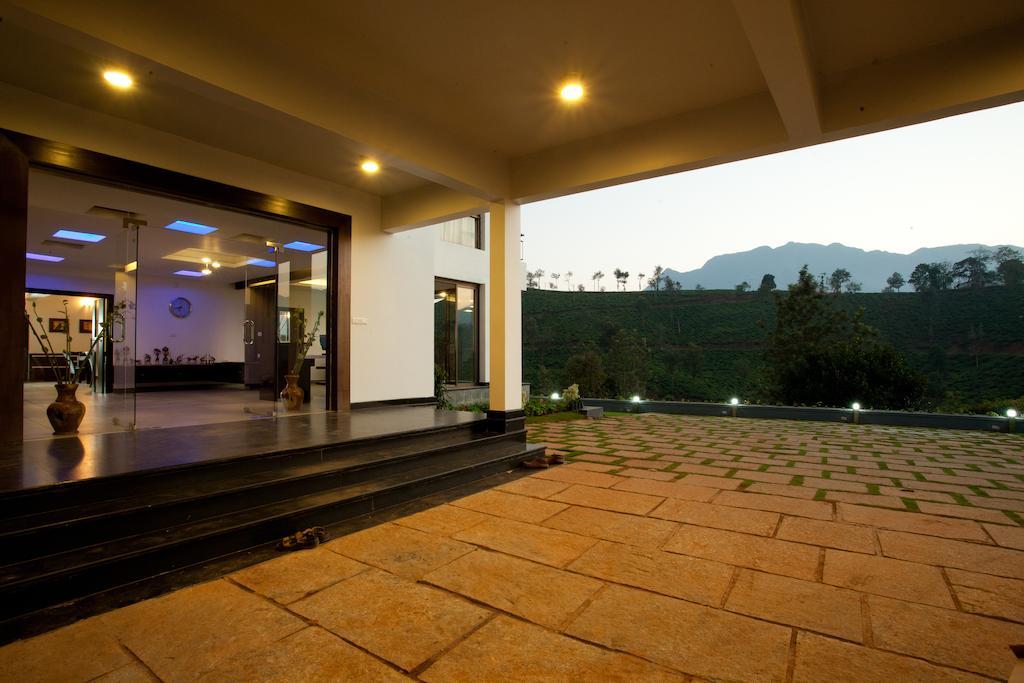 Chateau Woods Kalpetta Exterior photo